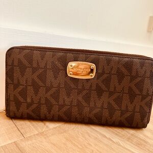 Michael Kors Dark Brown Logo Zip Wallet